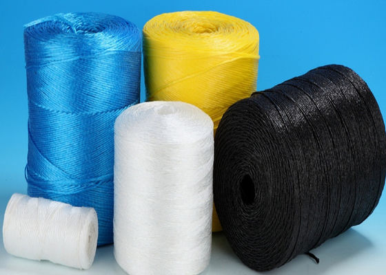 van de het Polypropyleentomaat van 5kg/Spool 7500D 1200m/kg de Maagdelijke Bindende Streng Rffia